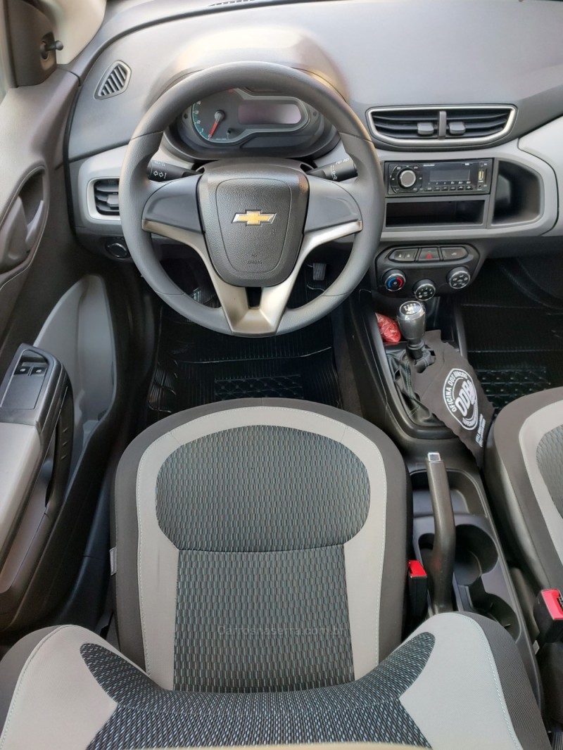 ONIX 1.0 MPFI LT 8V FLEX 4P MANUAL - 2016 - TRêS COROAS