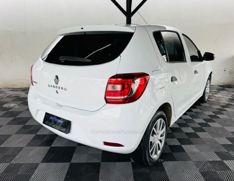 SANDERO 1.0 AUTHENTIQUE 8V FLEX 4P MANUAL - 2016 - NOVO HAMBURGO