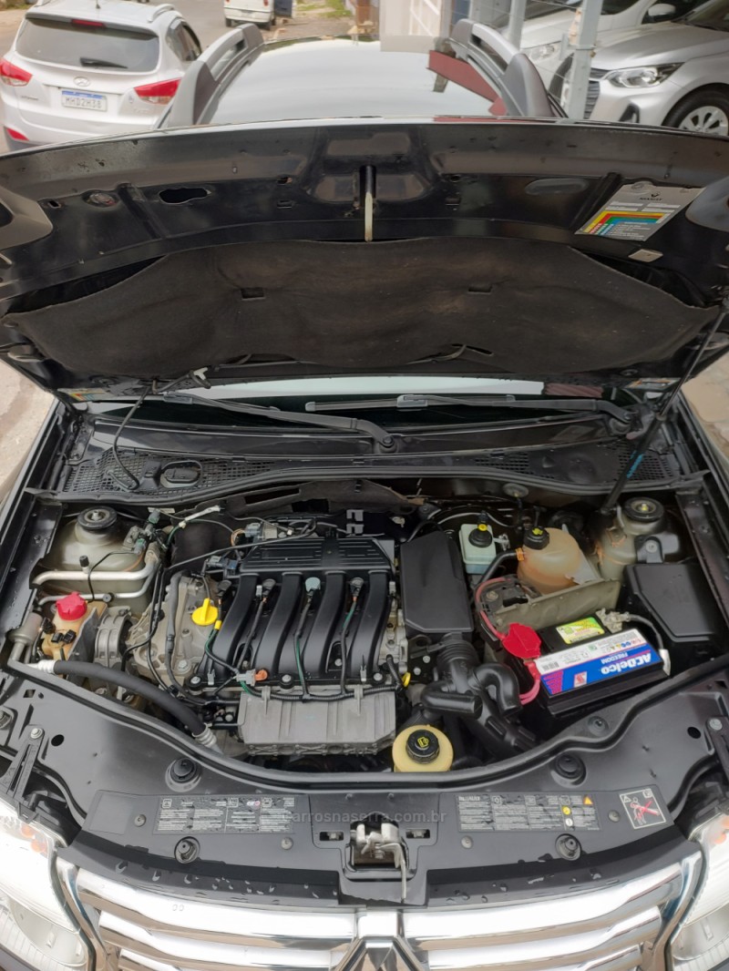 DUSTER 2.0 DYNAMIQUE 4X2 16V FLEX 4P AUTOMÁTICO - 2015 - TRêS COROAS