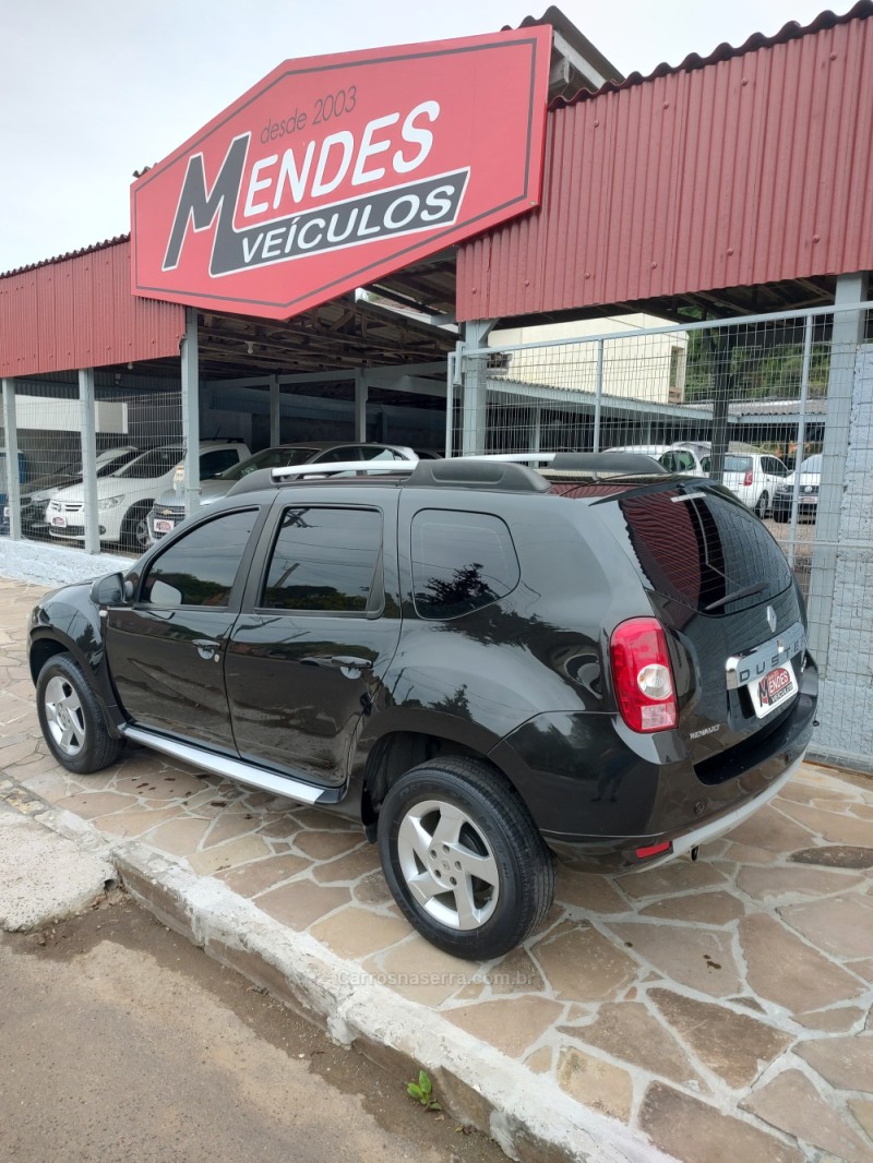 DUSTER 2.0 DYNAMIQUE 4X2 16V FLEX 4P AUTOMÁTICO - 2015 - TRêS COROAS