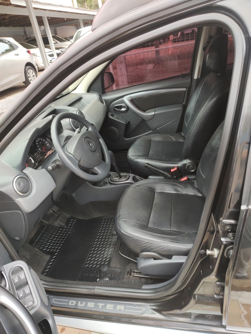 DUSTER 2.0 DYNAMIQUE 4X2 16V FLEX 4P AUTOMÁTICO - 2015 - TRêS COROAS