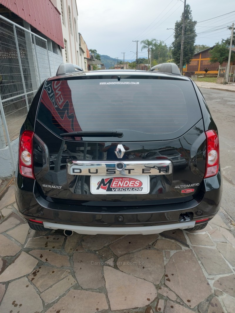 DUSTER 2.0 DYNAMIQUE 4X2 16V FLEX 4P AUTOMÁTICO - 2015 - TRêS COROAS