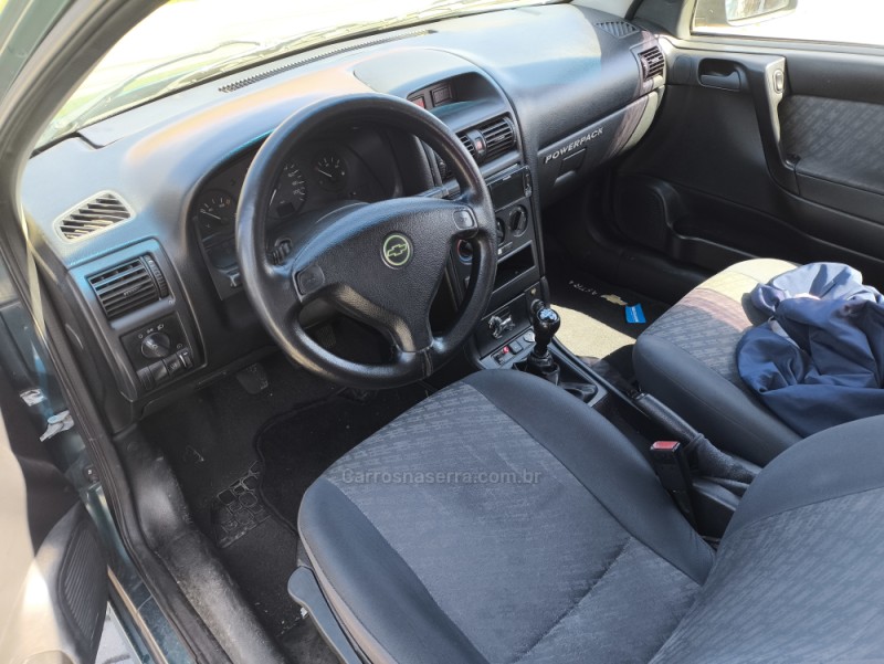ASTRA 1.8 MPFI GL 8V GASOLINA 4P MANUAL - 1999 - FARROUPILHA