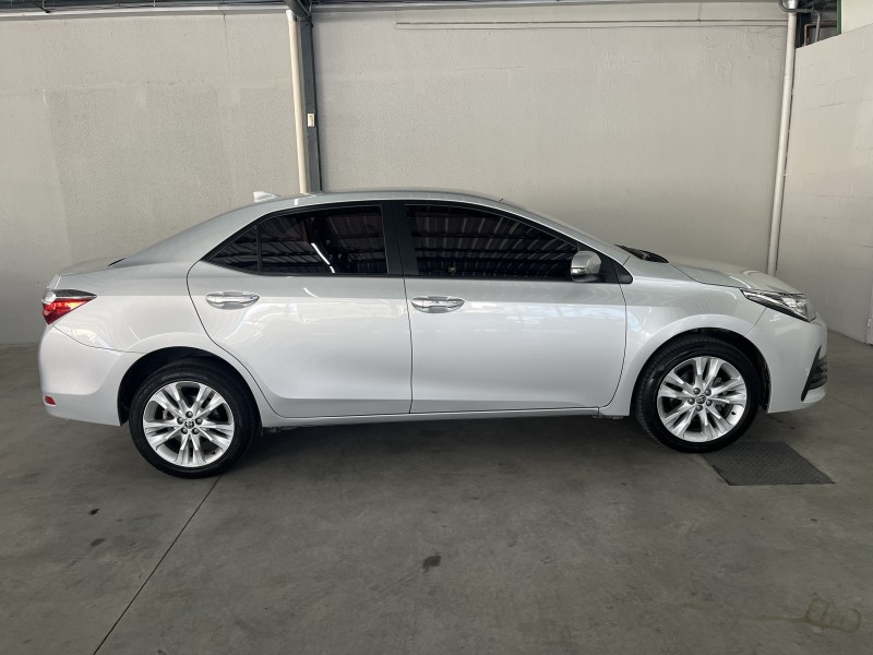 COROLLA 2.0 XEI 16V FLEX 4P AUTOMÁTICO - 2018 - CAXIAS DO SUL