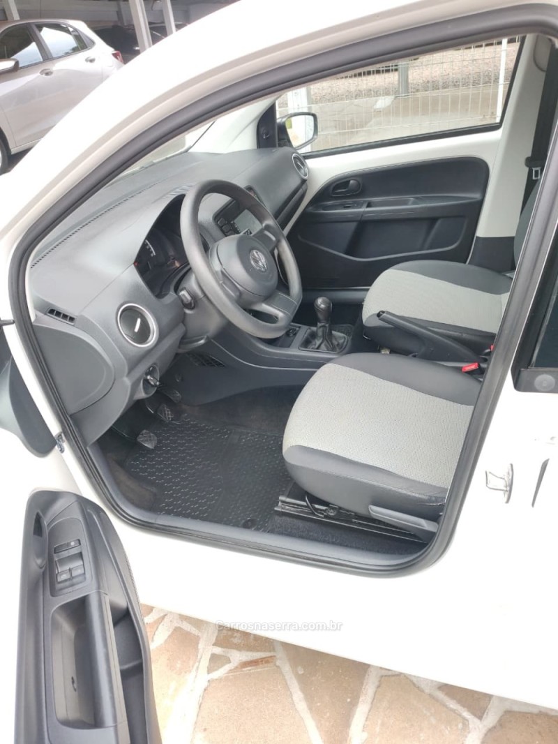 UP 1.0 MPI TAKE UP 12V FLEX 4P MANUAL - 2015 - TRêS COROAS