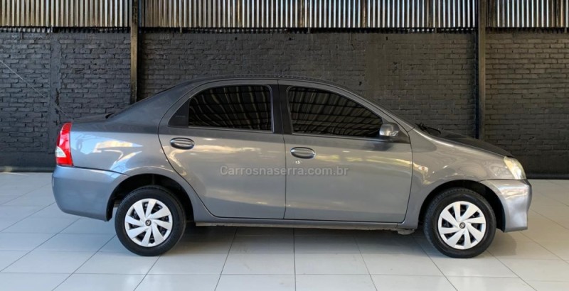 ETIOS 1.5 XS 16V FLEX 4P MANUAL - 2014 - CAXIAS DO SUL