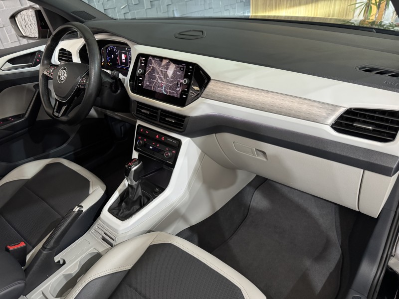 T-CROSS 1.4 HIGHLINE TSI 16V FLEX 4P AUTOMÁTICO - 2020 - NOVO HAMBURGO