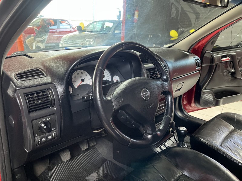 ASTRA 2.0 SFI GSI 16V GASOLINA 4P MANUAL - 2005 - CAXIAS DO SUL