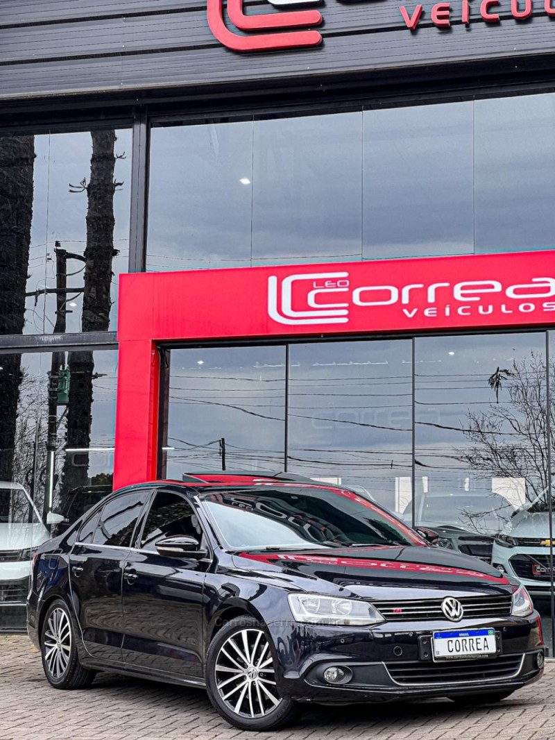JETTA 2.0 TSI HIGHLINE 211CV GASOLINA 4P DSG