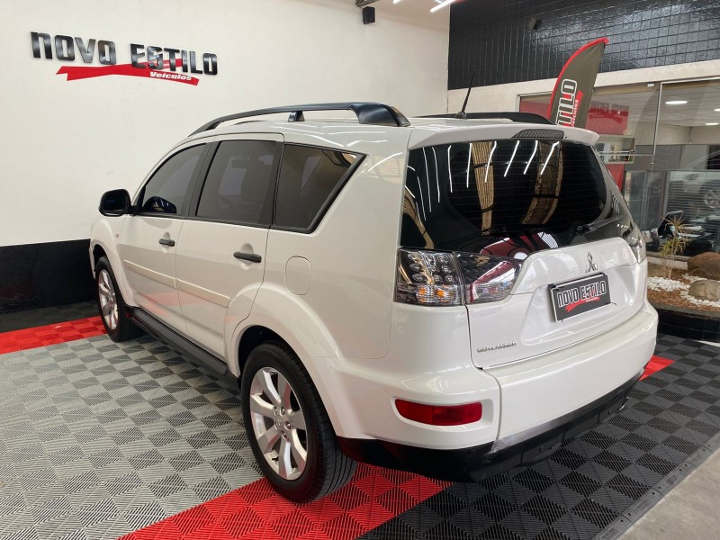 OUTLANDER 2.0 16V GASOLINA 4P AUTOMÁTICO - 2013 - CAXIAS DO SUL