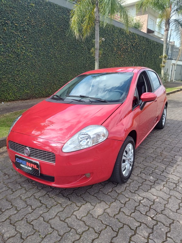 PUNTO 1.4 ATTRACTIVE 8V FLEX 4P MANUAL - 2011 - CAMPO BOM