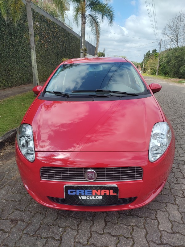 PUNTO 1.4 ATTRACTIVE 8V FLEX 4P MANUAL - 2011 - CAMPO BOM