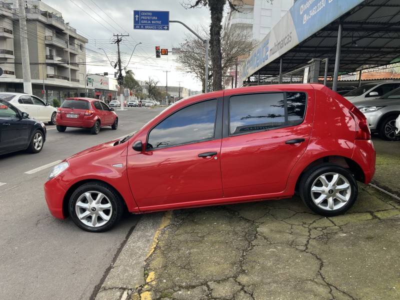 SANDERO 1.6 AUTHENTIQUE 8V FLEX 4P MANUAL - 2009 - GARIBALDI