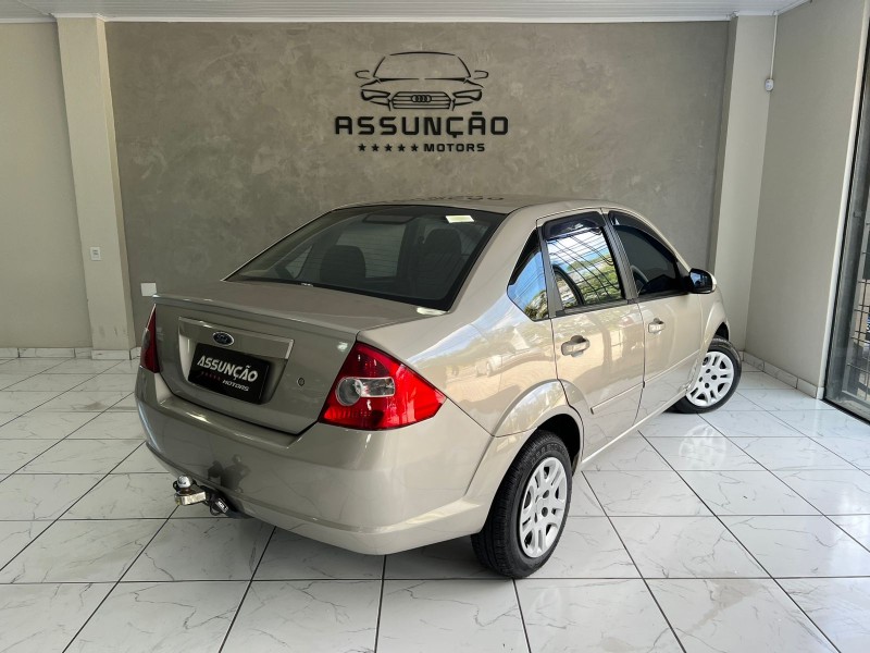 FIESTA 1.0 MPI SEDAN 8V FLEX 4P MANUAL - 2009 - CAXIAS DO SUL