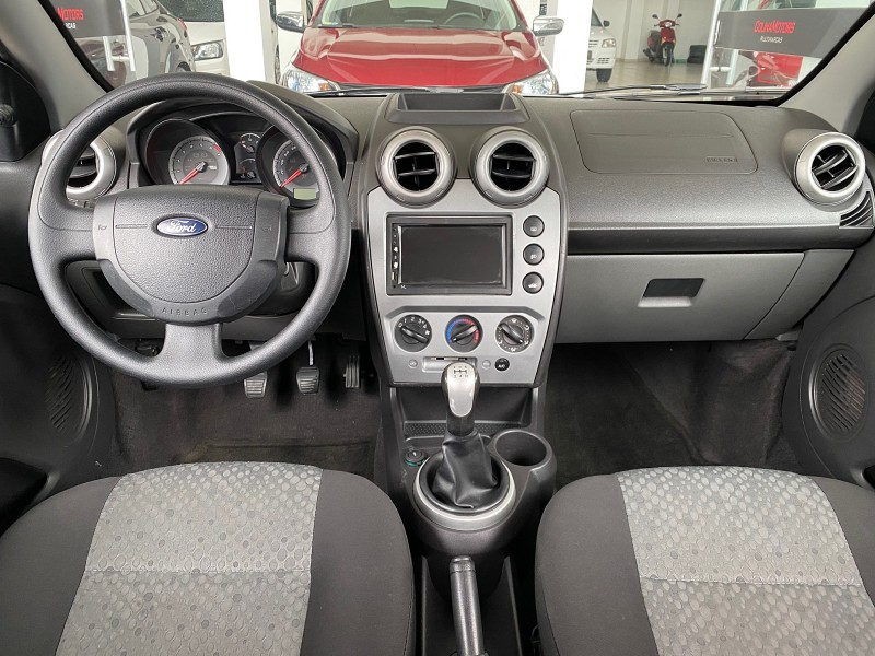 FIESTA 1.0 MPI CLASS HATCH 8V FLEX 4P MANUAL - 2014 - CAXIAS DO SUL