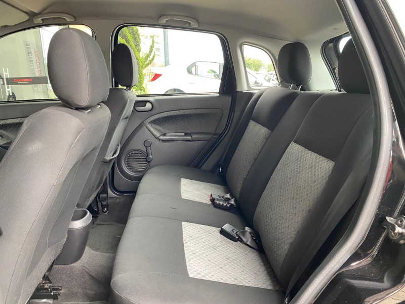 FIESTA 1.0 MPI CLASS HATCH 8V FLEX 4P MANUAL - 2014 - CAXIAS DO SUL