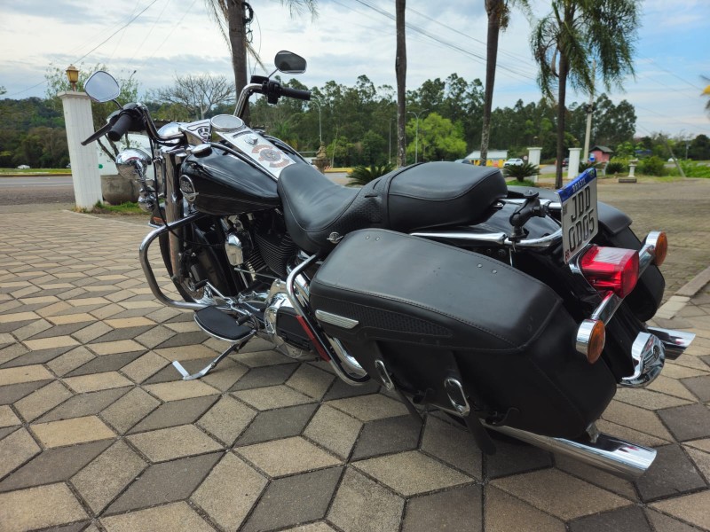 ROAD KING CLASSIC - 2008 - BOM PRINCíPIO