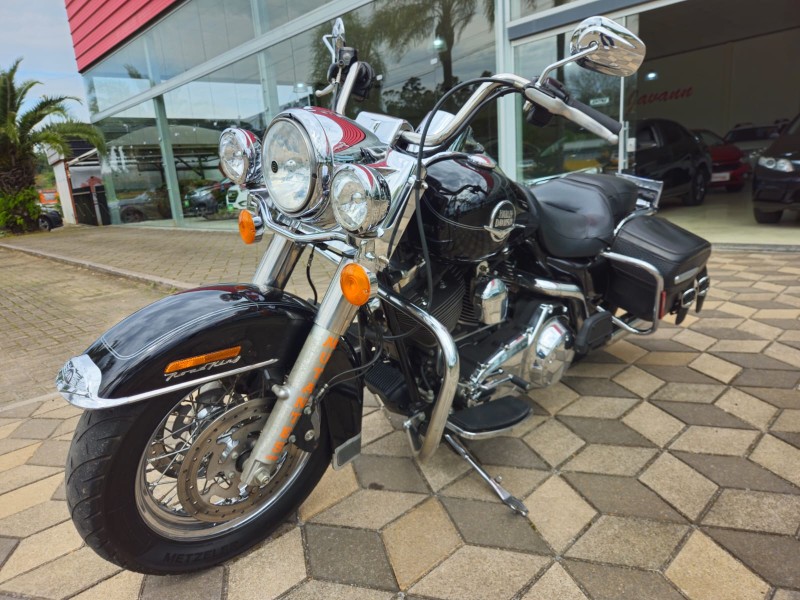 ROAD KING CLASSIC - 2008 - BOM PRINCíPIO