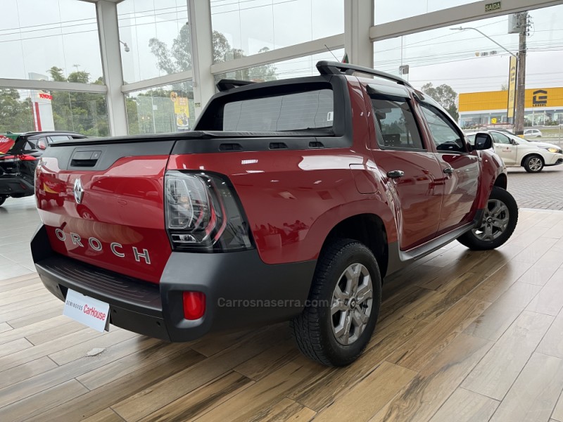 OROCH 1.6 16V SCE INTENSE FLEX 4P MANUAL - 2024 - TAQUARA