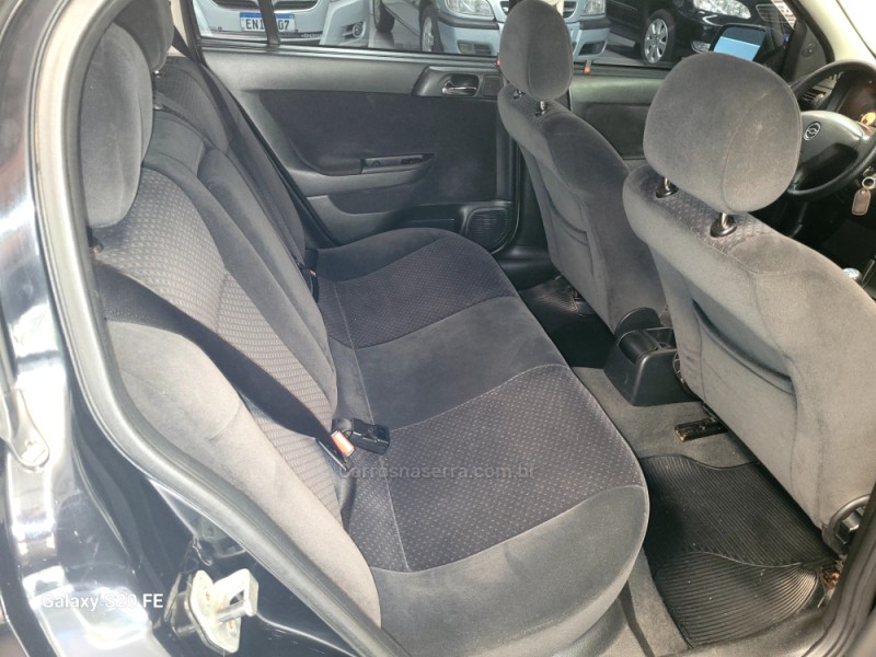 ASTRA 2.0 MPFI ADVANTAGE 8V FLEX 4P MANUAL - 2011 - NOVA PRATA