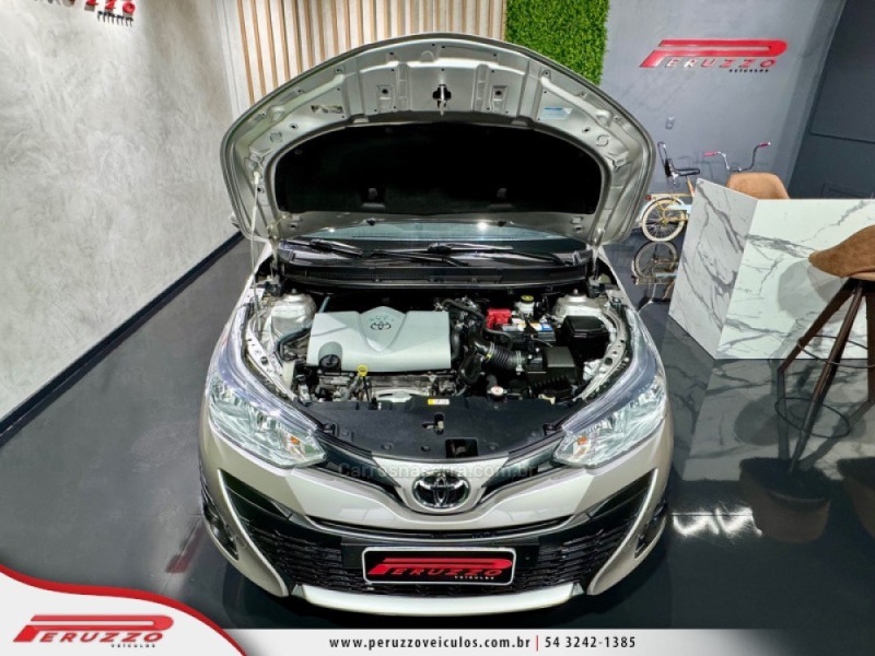 YARIS 1.3 XL LIVE 16V FLEX 4P AUTOMÁTICO - 2019 - NOVA PRATA