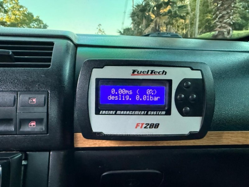 SAVEIRO 1.8 MI SUMMER CS 8V GASOLINA 2P MANUAL - 2001 - IVOTI