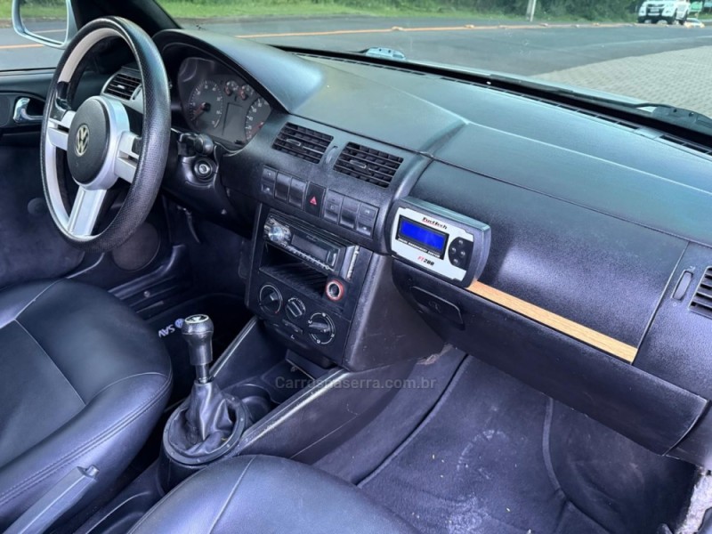 SAVEIRO 1.8 MI SUMMER CS 8V GASOLINA 2P MANUAL - 2001 - IVOTI