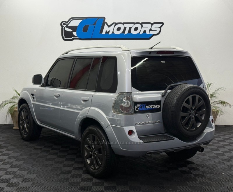 PAJERO TR4  - 2011 - NOVO HAMBURGO