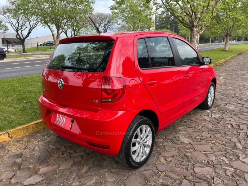 FOX 1.6 MI ITREND 8V FLEX 4P MANUAL - 2014 - DOIS IRMãOS