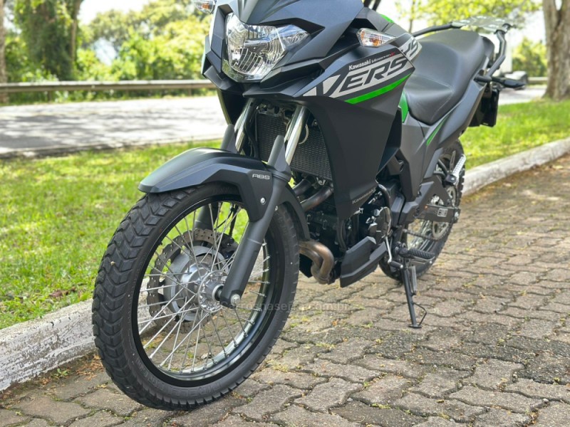 VERSYS 300 ABS - 2024 - DOIS IRMãOS