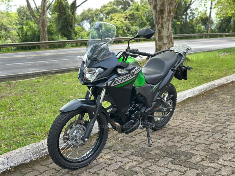 VERSYS 300 ABS - 2024 - DOIS IRMãOS