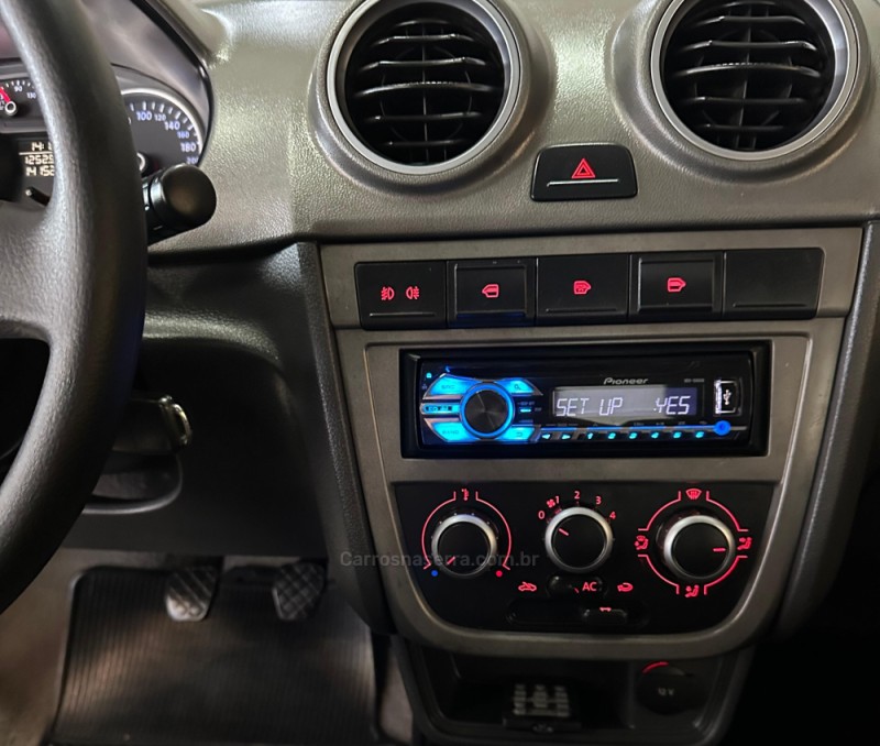 VOYAGE 1.6 MI COMFORTLINE 8V FLEX 4P MANUAL - 2011 - ENCANTADO
