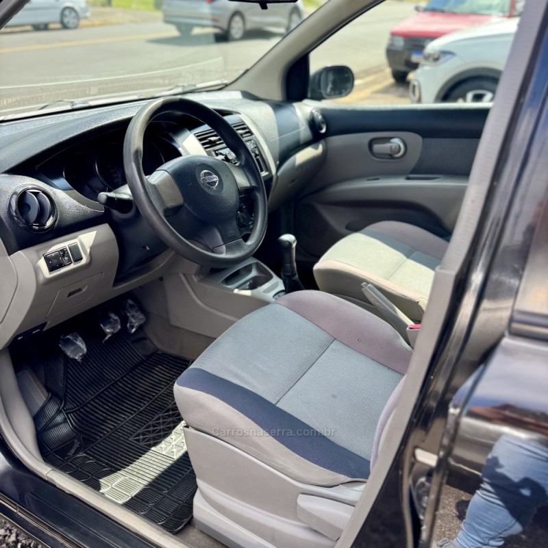 LIVINA 1.6 16V FLEX 4P MANUAL - 2010 - NOVO HAMBURGO