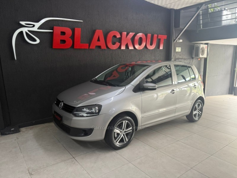 FOX 1.6 MI ITREND 8V FLEX 4P MANUAL - 2011 - CAMPO BOM