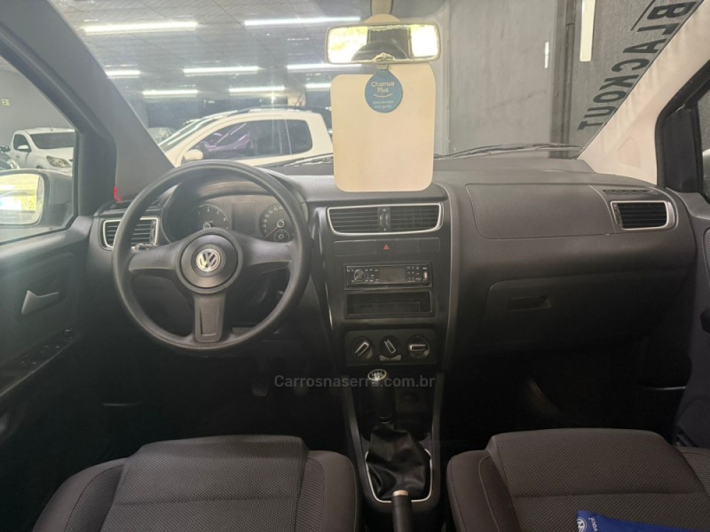 FOX 1.6 MI ITREND 8V FLEX 4P MANUAL - 2011 - CAMPO BOM