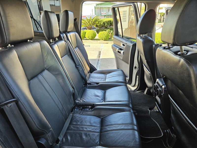 DISCOVERY 4 3.0 SE 4X4 V6 24V TURBO DIESEL 4P AUTOMÁTICO - 2011 - CAXIAS DO SUL