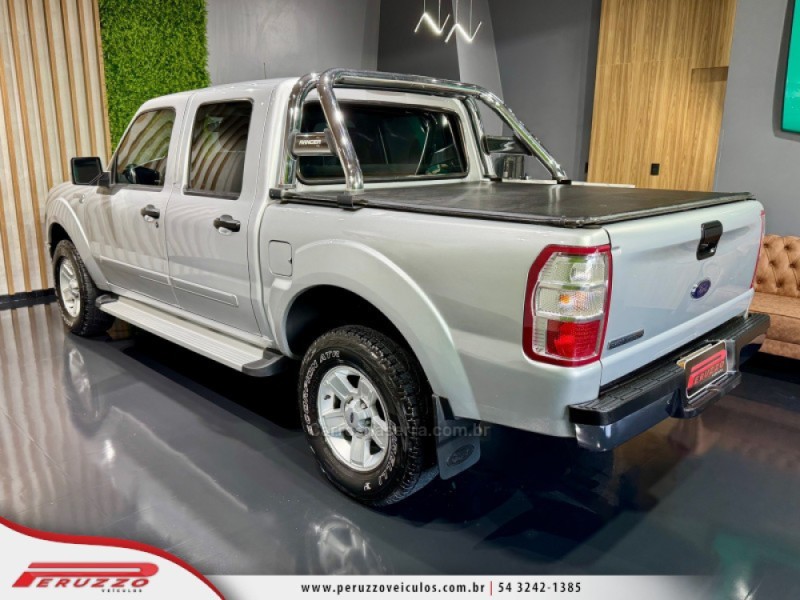 RANGER 2.3 XLT 16V 4X2 CD GASOLINA 4P MANUAL - 2011 - NOVA PRATA