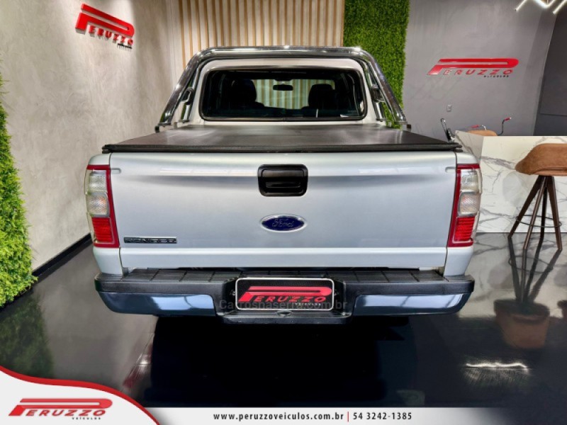 RANGER 2.3 XLT 16V 4X2 CD GASOLINA 4P MANUAL - 2011 - NOVA PRATA