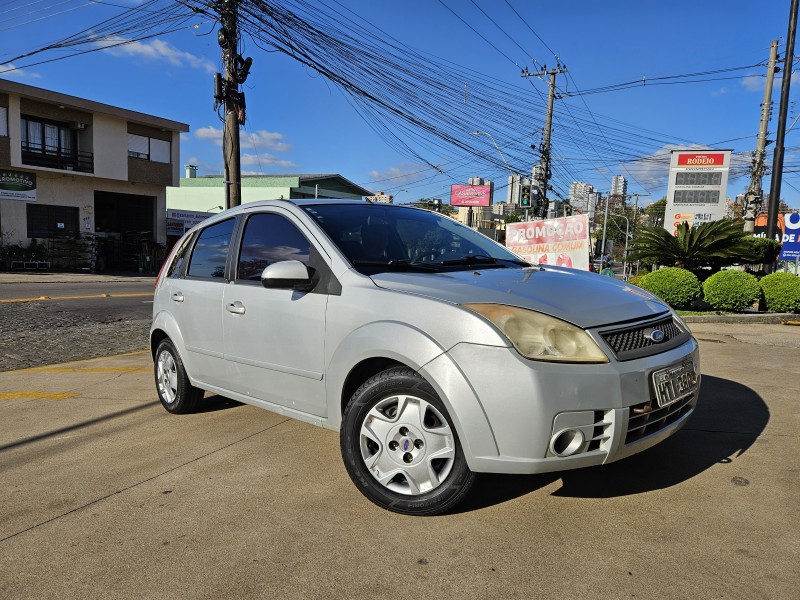 FIESTA 1.0 MPI PERSONNALITÉ 8V FLEX 4P MANUAL - 2008 - CAXIAS DO SUL