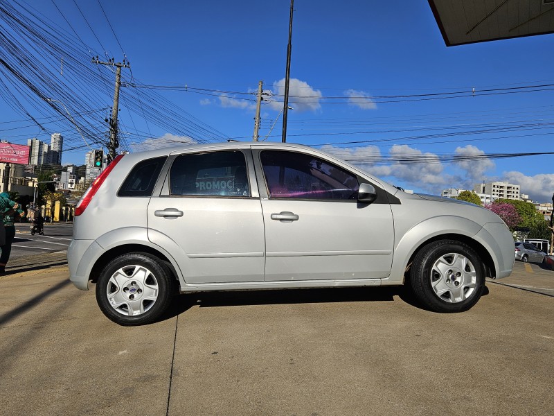 FIESTA 1.0 MPI PERSONNALITÉ 8V FLEX 4P MANUAL - 2008 - CAXIAS DO SUL