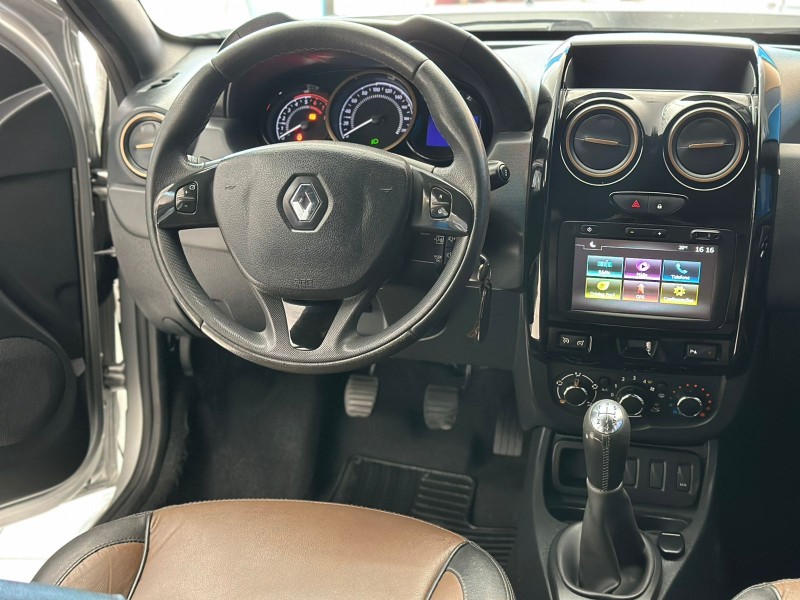 DUSTER 1.6 DYNAMIQUE 4X2 16V FLEX 4P MANUAL - 2016 - CAXIAS DO SUL
