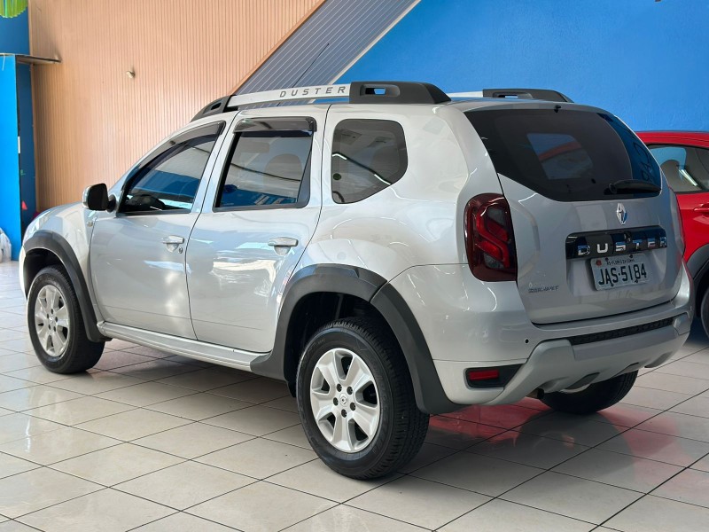 DUSTER 1.6 DYNAMIQUE 4X2 16V FLEX 4P MANUAL - 2016 - CAXIAS DO SUL