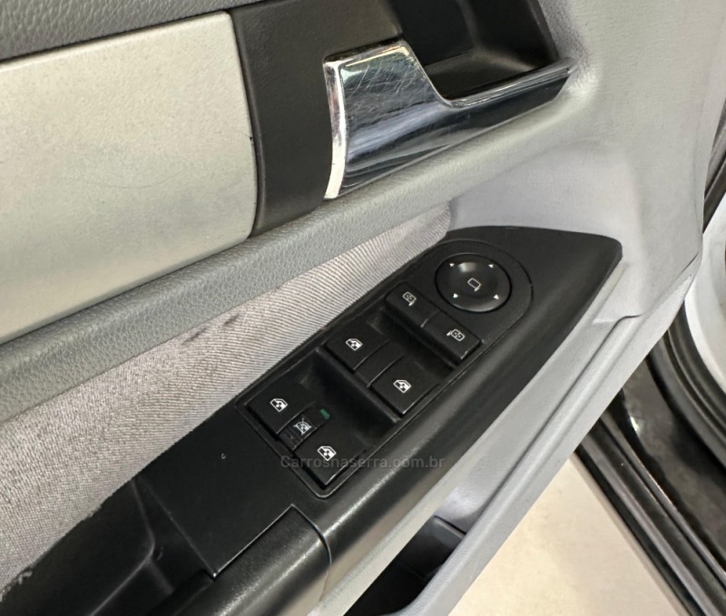 VECTRA 2.0 MPFI ELEGANCE 8V FLEX 4P MANUAL - 2006 - ENCANTADO