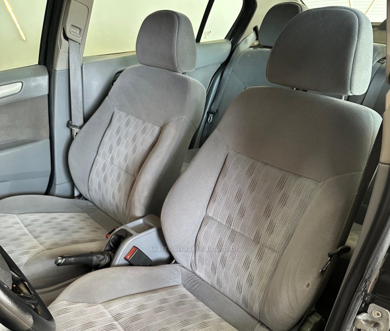 VECTRA 2.0 MPFI ELEGANCE 8V FLEX 4P MANUAL - 2006 - ENCANTADO