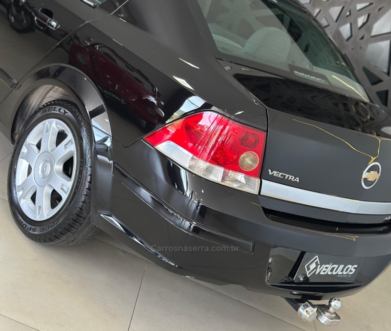 VECTRA 2.0 MPFI ELEGANCE 8V FLEX 4P MANUAL - 2006 - ENCANTADO