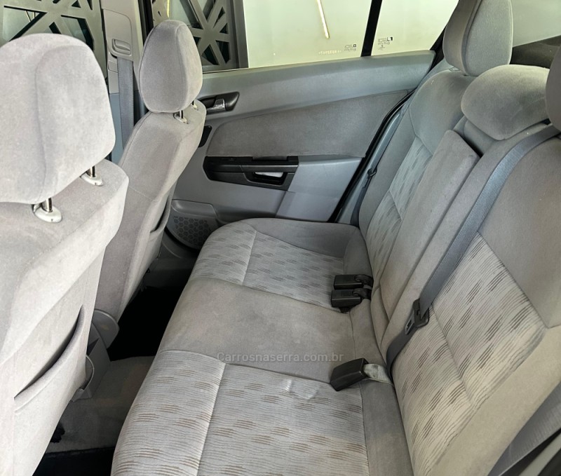 VECTRA 2.0 MPFI ELEGANCE 8V FLEX 4P MANUAL - 2006 - ENCANTADO