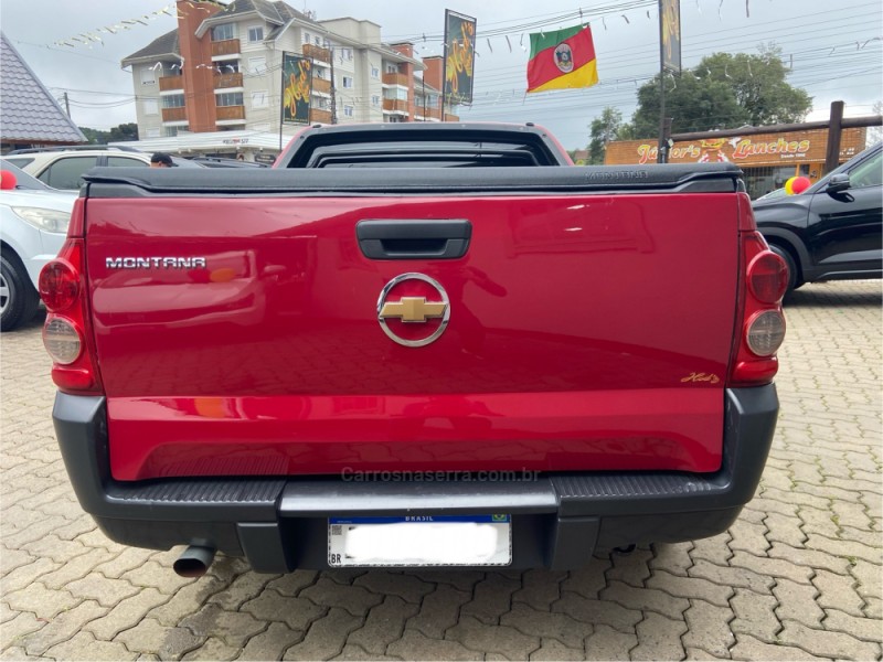 MONTANA 1.4 MPFI CONQUEST CS 8V FLEX 2P MANUAL - 2010 - CANELA