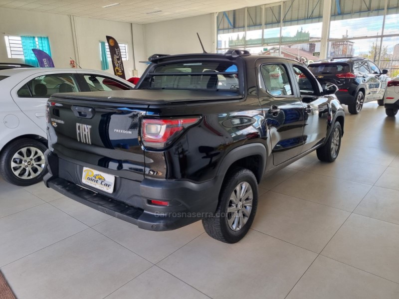 STRADA 1.3 FIRE FREEDOM 8V CD FLEX 4P MANUAL - 2023 - VACARIA