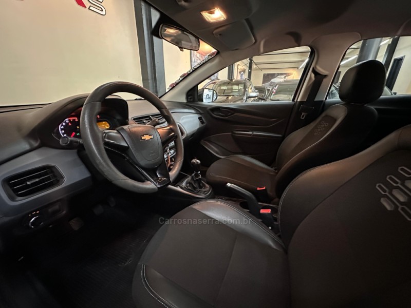 ONIX 1.0 JOY BLACK 8V FLEX 4P MANUAL - 2020 - NOVO HAMBURGO