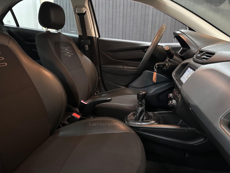 ONIX 1.0 JOY BLACK 8V FLEX 4P MANUAL - 2020 - NOVO HAMBURGO